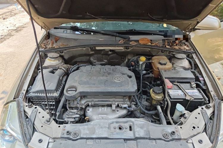 Used Buick Excelle 2013 1.5L Automatic Luxury Model Engine Bay