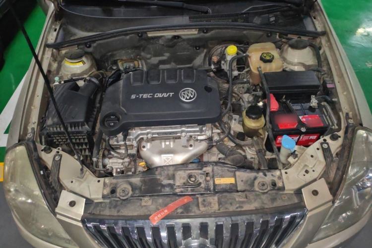 Used Buick Excelle 2013 1.5L Automatic Classic Model Engine Bay
