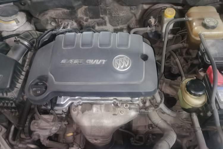 Used Buick Excelle 2013 1.5L Automatic Classic Model Engine Bay