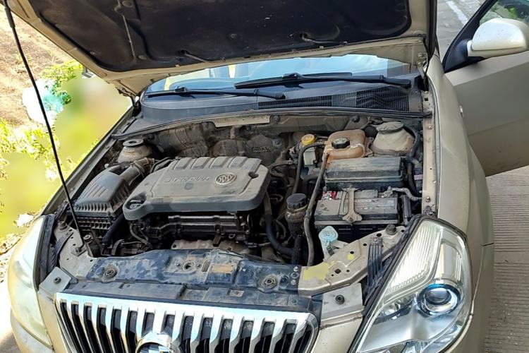 Used Buick Excelle 2013 1.5L Automatic Classic Model Engine Bay