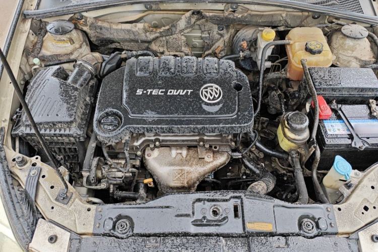 Used Buick Excelle 2013 1.5L Automatic Classic Model Engine Bay
