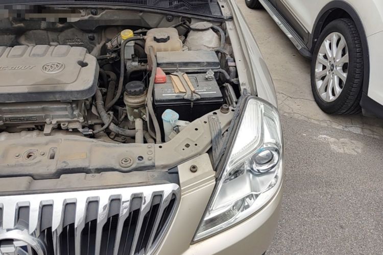 Used Buick Excelle 2013 1.5L Automatic Classic Model Engine Bay Left