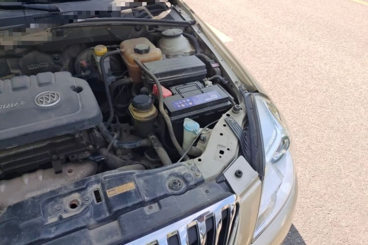 Used Buick Excelle 2013 1.5L Automatic Classic Model Engine Bay Left