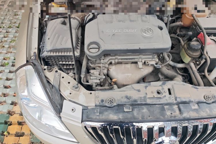 Used Buick Excelle 2013 1.5L Automatic Classic Model Engine Bay Right