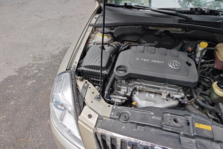 Used Buick Excelle 2013 1.5L Automatic Classic Model Engine Bay Right
