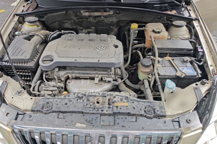Used Buick Excelle 2013 1.5L Manual Classic Model Engine Bay