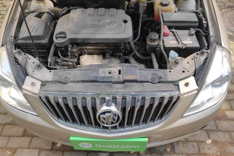 Used Buick Excelle 2013 1.5L Automatic Classic Model Engine Bay
