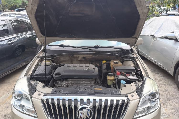 Used Buick Excelle 2013 1.5L Automatic Classic Model Engine Bay