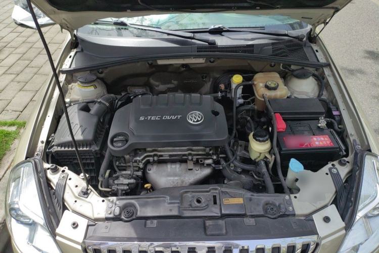 Used Buick Excelle 2013 1.5L Automatic Luxury Model Engine Bay