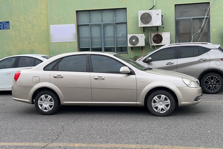 Used Buick Excelle 2013 1.5L Manual Classic Model Exterior 2