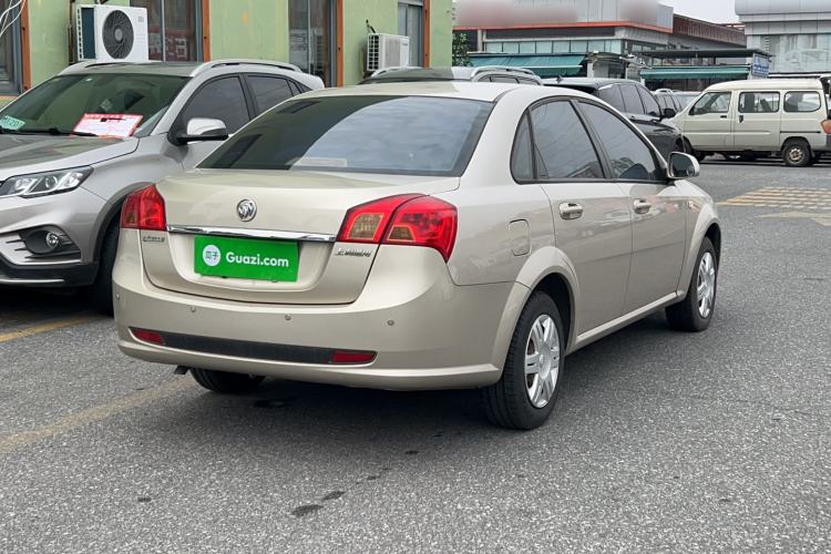 Used Buick Excelle 2013 1.5L Manual Classic Model Exterior 3