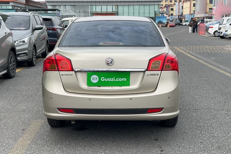 Used Buick Excelle 2013 1.5L Manual Classic Model Exterior 4
