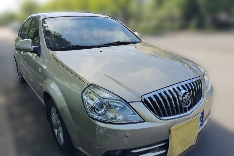 Used Buick Excelle 2013 1.5L Automatic Classic Model Front Right 45 Deg