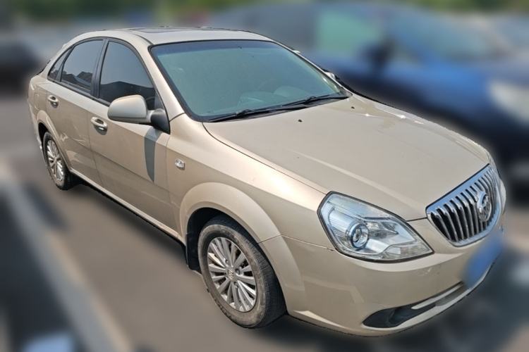 Used Buick Excelle 2013 1.5L Manual Classic Model Front Right 45 Deg