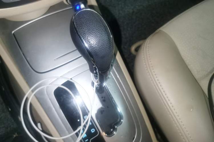 Used Buick Excelle 2013 1.5L Automatic Classic Model Gear Lever