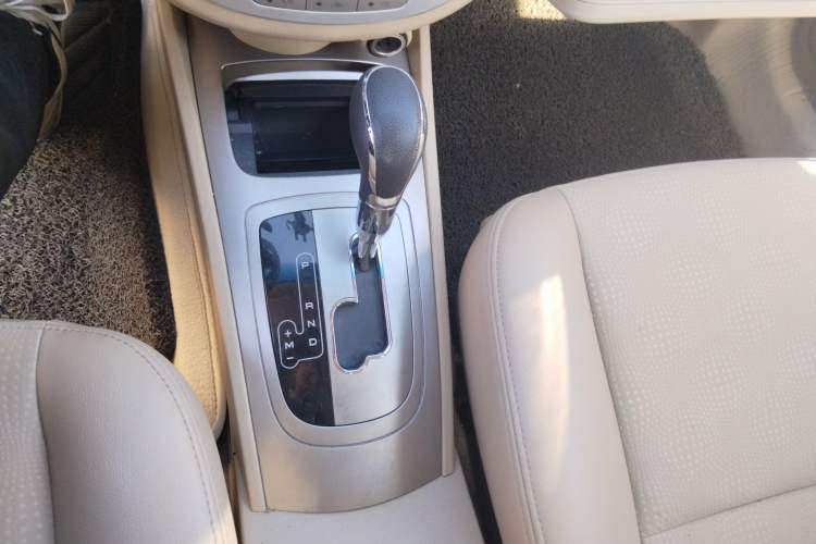Used Buick Excelle 2013 1.5L Automatic Classic Model Gear Lever