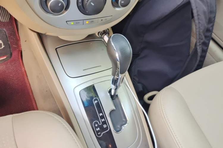 Used Buick Excelle 2013 1.5L Automatic Classic Model Gear Lever