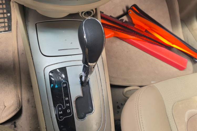 Used Buick Excelle 2013 1.5L Automatic Classic Model Gear Lever