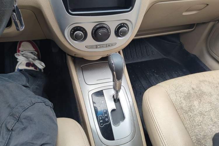Used Buick Excelle 2013 1.5L Automatic Classic Model Gear Lever