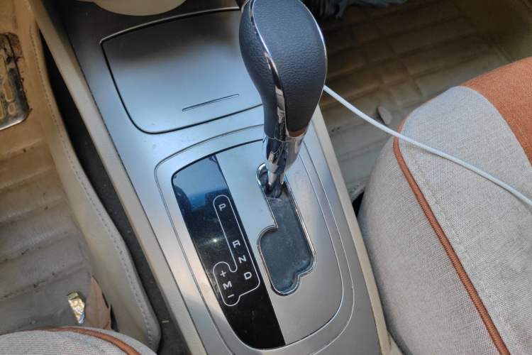 Used Buick Excelle 2013 1.5L Automatic Classic Model Gear Lever