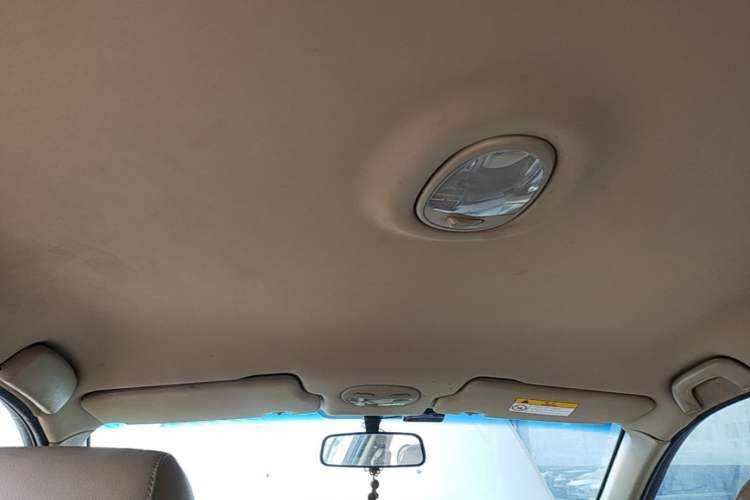 Used Buick Excelle 2013 1.5L Automatic Classic Model Headliner