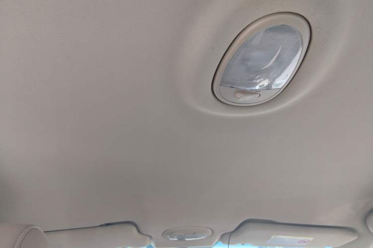 Used Buick Excelle 2013 1.5L Automatic Classic Model Headliner