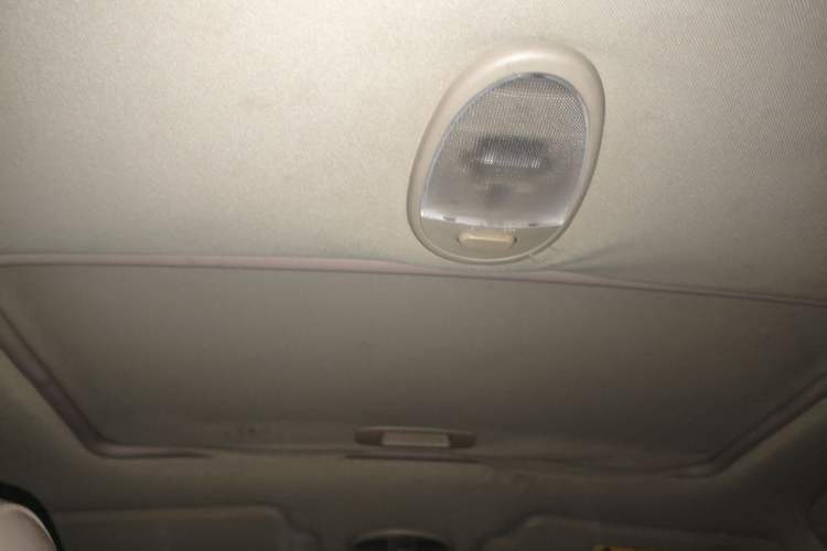 Used Buick Excelle 2013 1.5L Manual Luxury Model Headliner