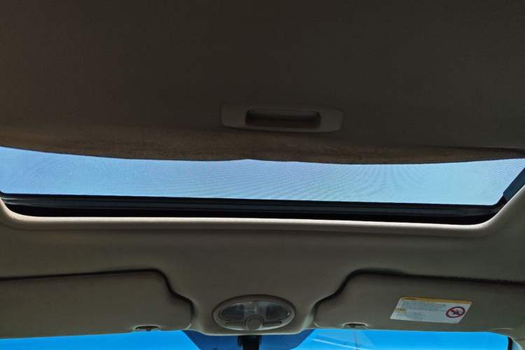 Used Buick Excelle 2013 1.5L Manual Classic Model Headliner