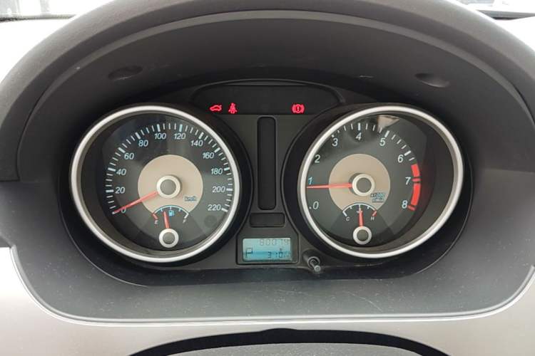 Used Buick Excelle 2013 1.5L Automatic Classic Model Instrument Cluster