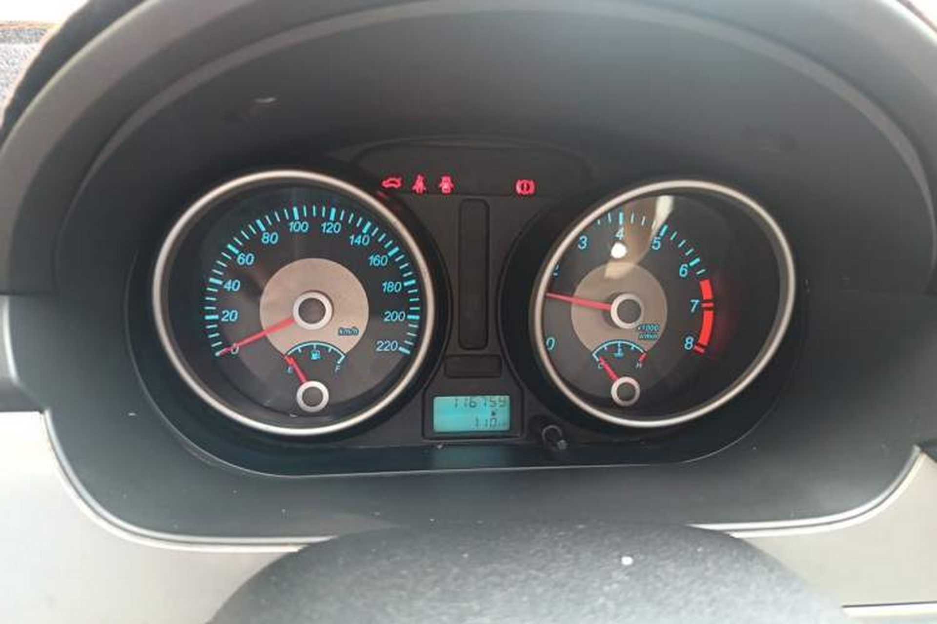 Used Buick Excelle 2013 1.5L Manual Classic Model Instrument Cluster