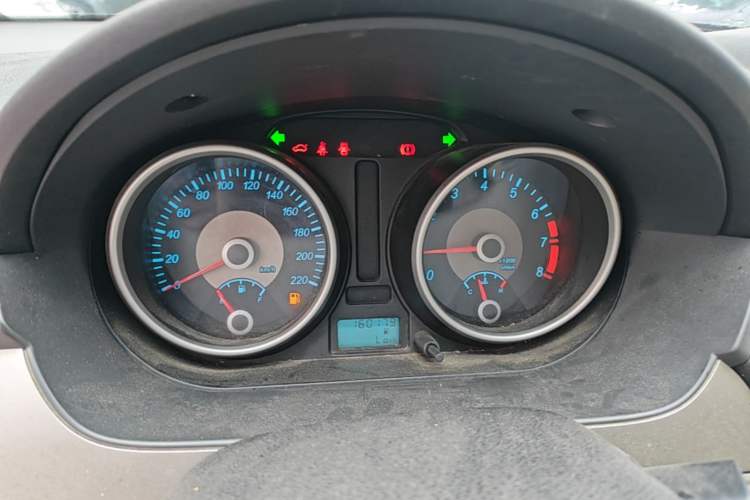Used Buick Excelle 2013 1.5L Manual Classic Model Instrument Cluster