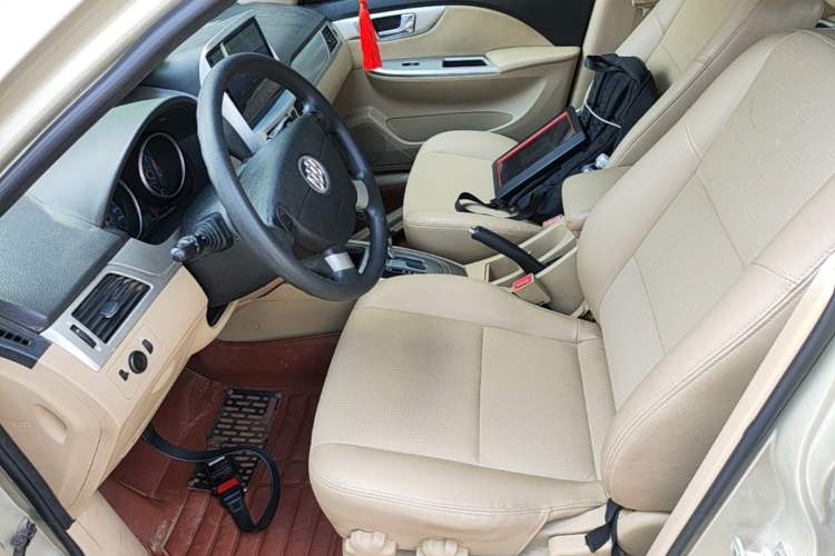 Used Buick Excelle 2013 1.5L Automatic Classic Model Left Front Seat