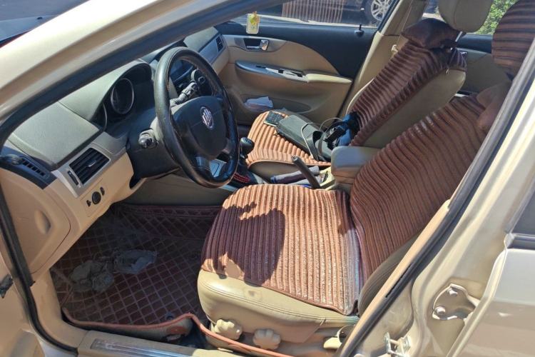 Used Buick Excelle 2013 1.5L Manual Classic Model Left Front Seat