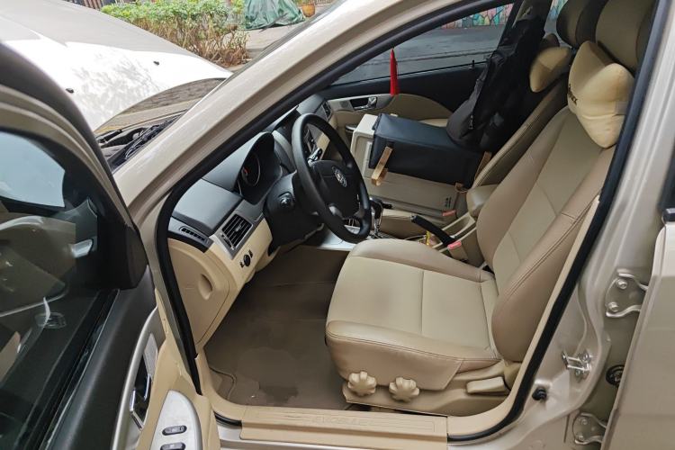 Used Buick Excelle 2013 1.5L Automatic Classic Model Left Front Seat