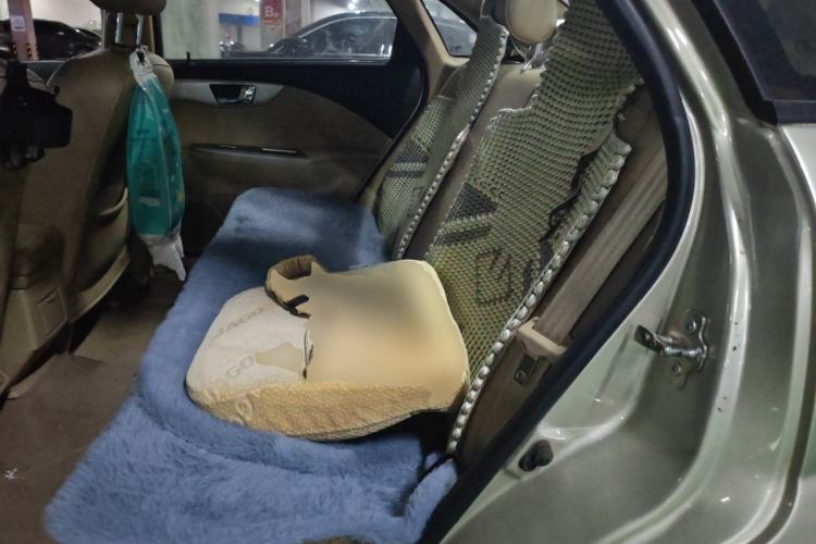 Used Buick Excelle 2013 1.5L Automatic Classic Model Left Rear Seat