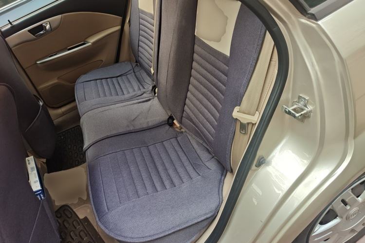 Used Buick Excelle 2013 1.5L Manual Classic Model Left Rear Seat