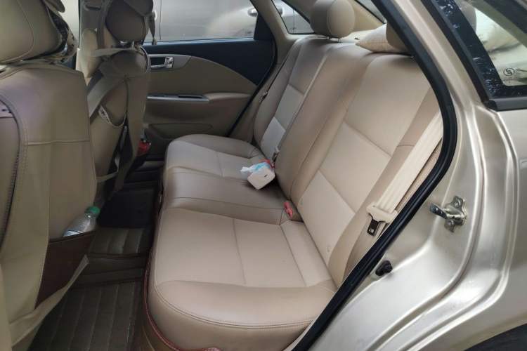 Used Buick Excelle 2013 1.5L Automatic Classic Model Left Rear Seat