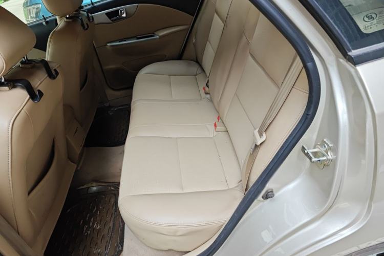 Used Buick Excelle 2013 1.5L Manual Classic Model Left Rear Seat