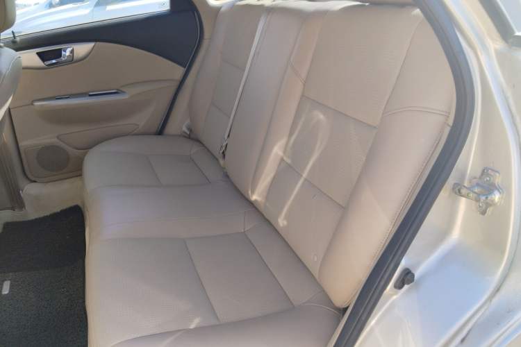Used Buick Excelle 2013 1.5L Automatic Classic Model Left Rear Seat