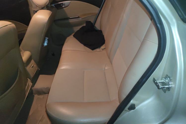 Used Buick Excelle 2013 1.5L Automatic Classic Model Left Rear Seat