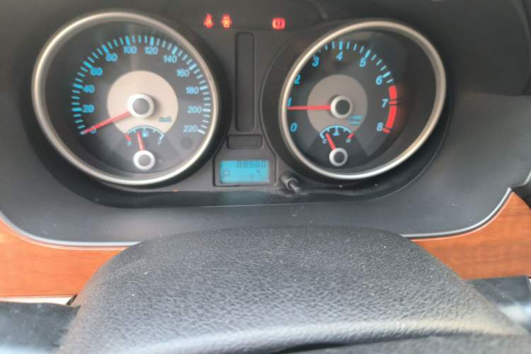 Used Buick Excelle 2013 1.5L Automatic Luxury Model Odometer Close Up