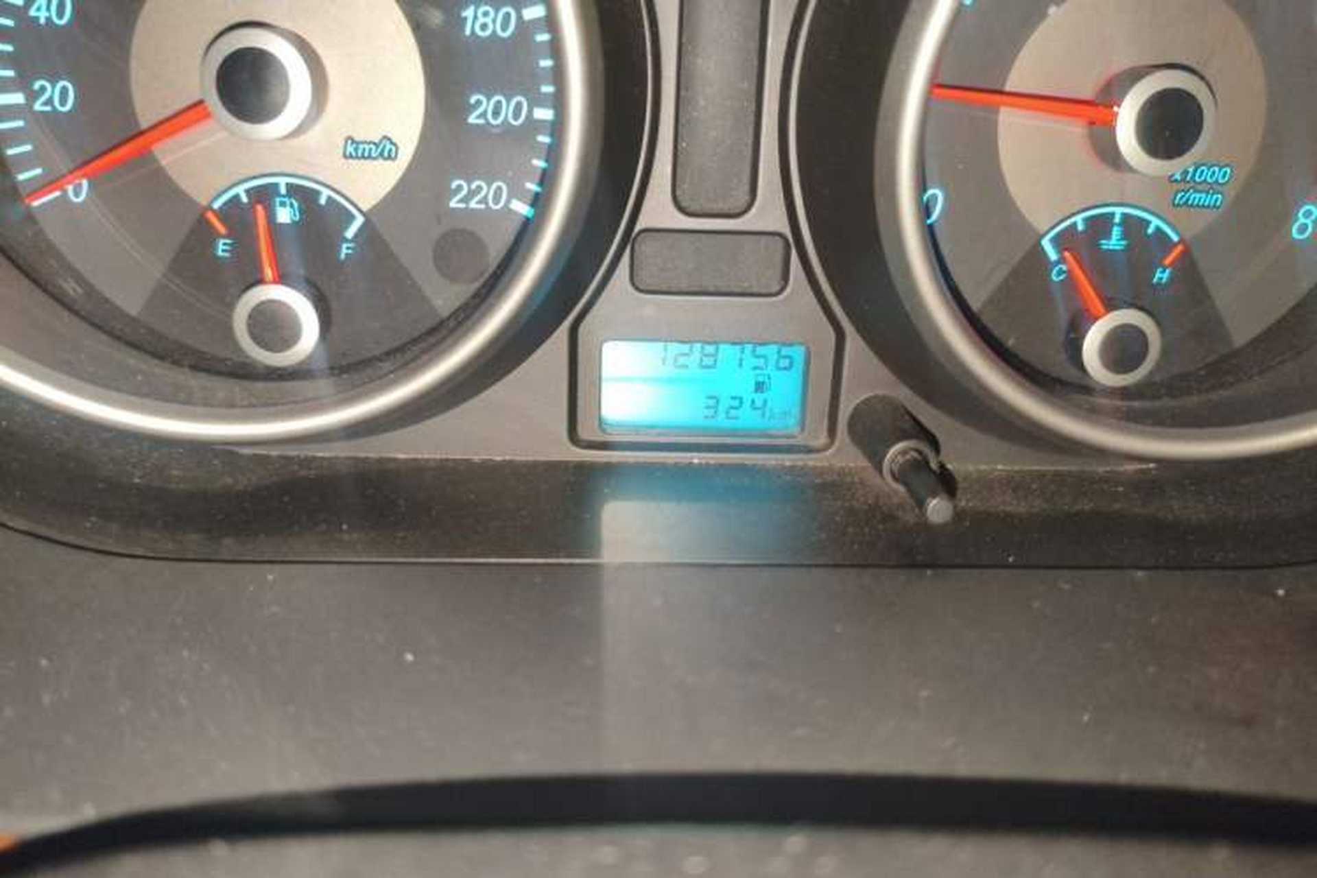 Used Buick Excelle 2013 1.5L Manual Luxury Model Odometer Close Up