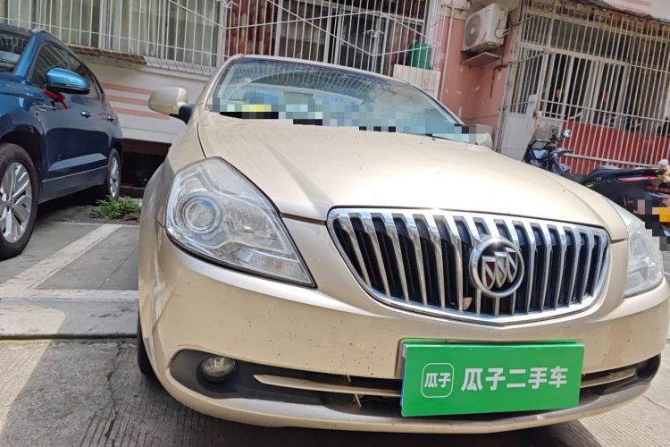 Used Buick Excelle 2013 1.5L Manual Classic Model Right Front Headlight
