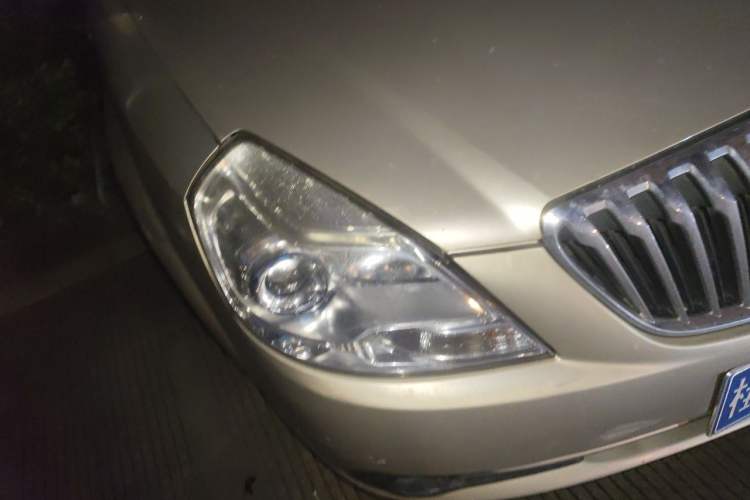 Used Buick Excelle 2013 1.5L Automatic Classic Model Right Front Headlight
