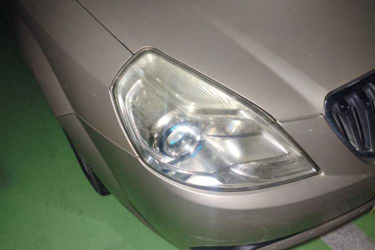 Used Buick Excelle 2013 1.5L Manual Luxury Model Right Front Headlight