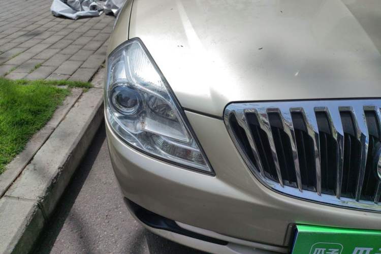 Used Buick Excelle 2013 1.5L Automatic Luxury Model Right Front Headlight