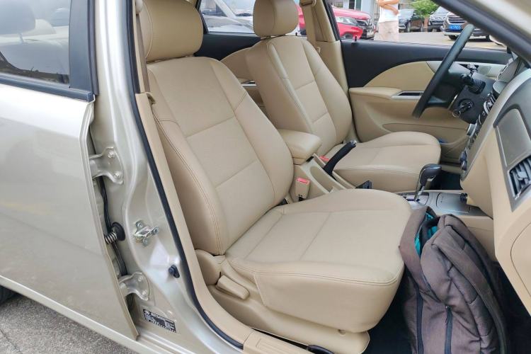 Used Buick Excelle 2013 1.5L Automatic Classic Model Right Front Seat