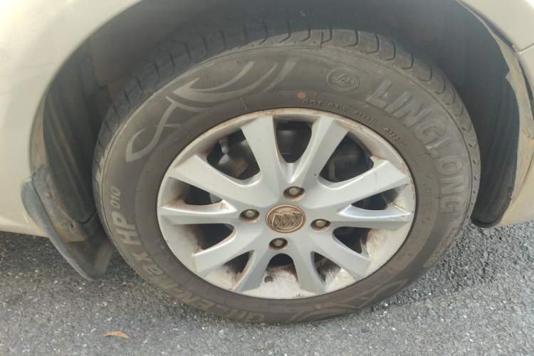Used Buick Excelle 2013 1.5L Manual Classic Model Right Front Wheel Hub
