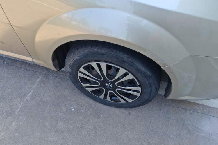 Used Buick Excelle 2013 1.5L Manual Classic Model Right Front Wheel Hub