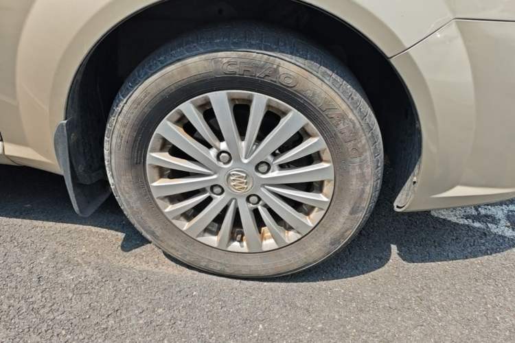 Used Buick Excelle 2013 1.5L Manual Classic Model Right Front Wheel Hub